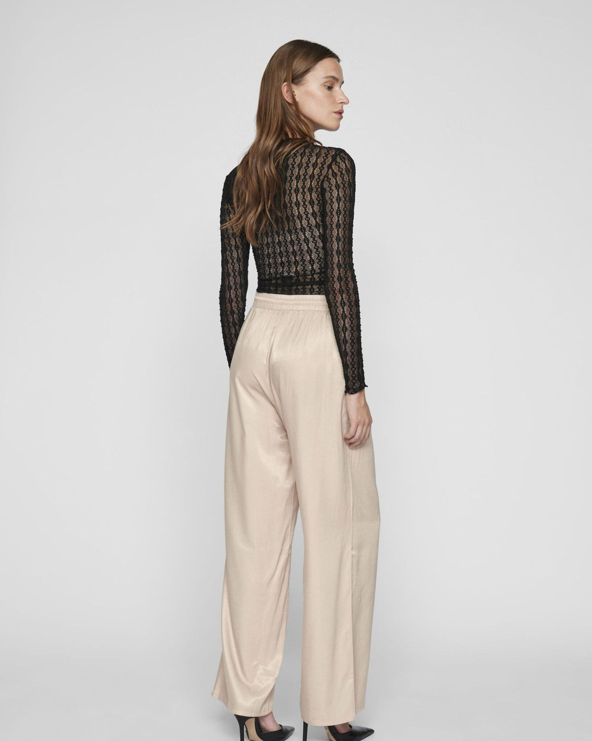 Sand - Feather Gray - Vila - Trousers - 14100323