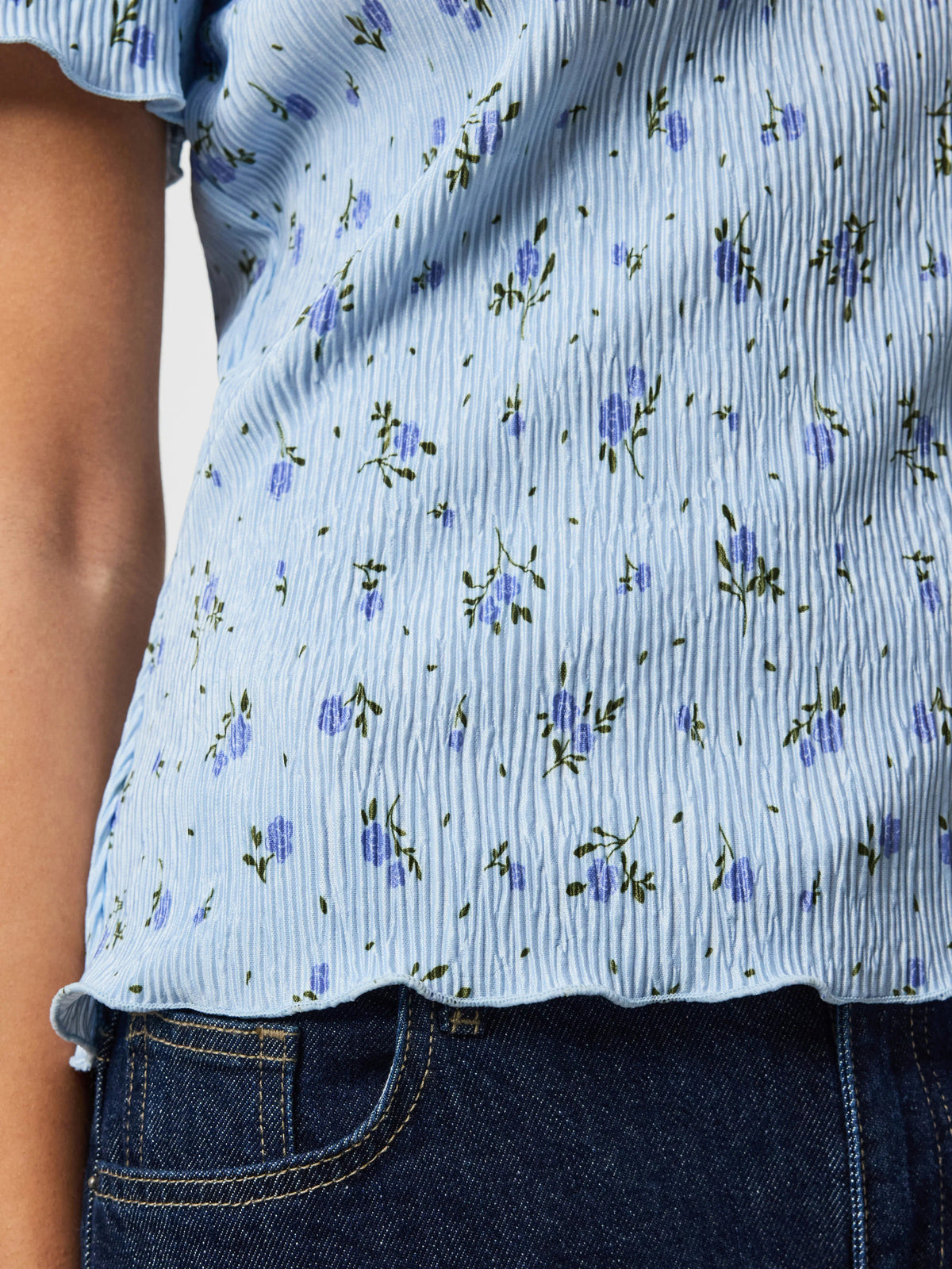 Cashmere Blue Blue flowers Bluse fra PIECES - 17155404