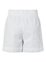 Bright White Shorts fra PIECES - 17154745