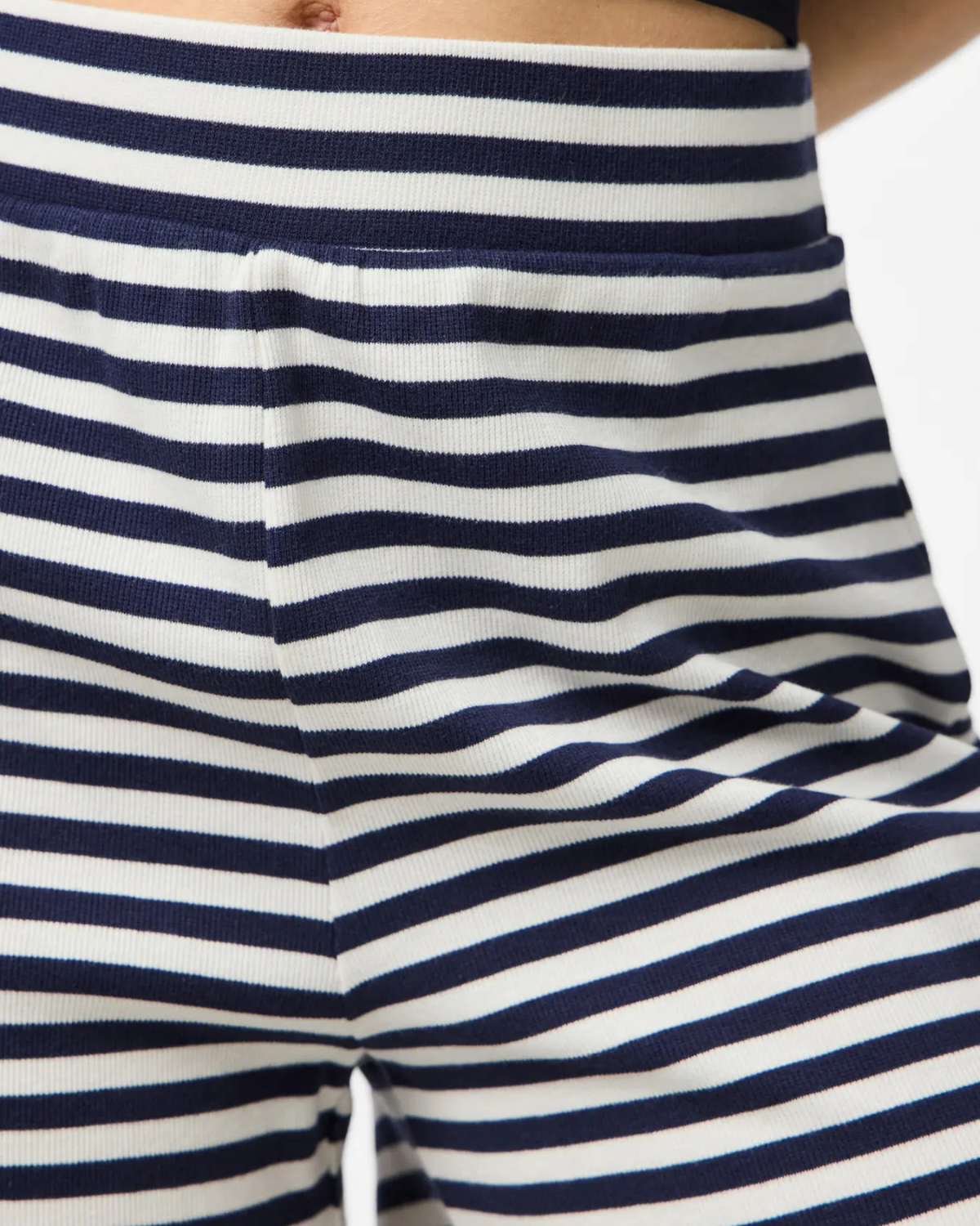Mørkeblå/Hvid - Maritime Blue/Cloud Dancer - Pieces - Shorts - Stribet - 17161308