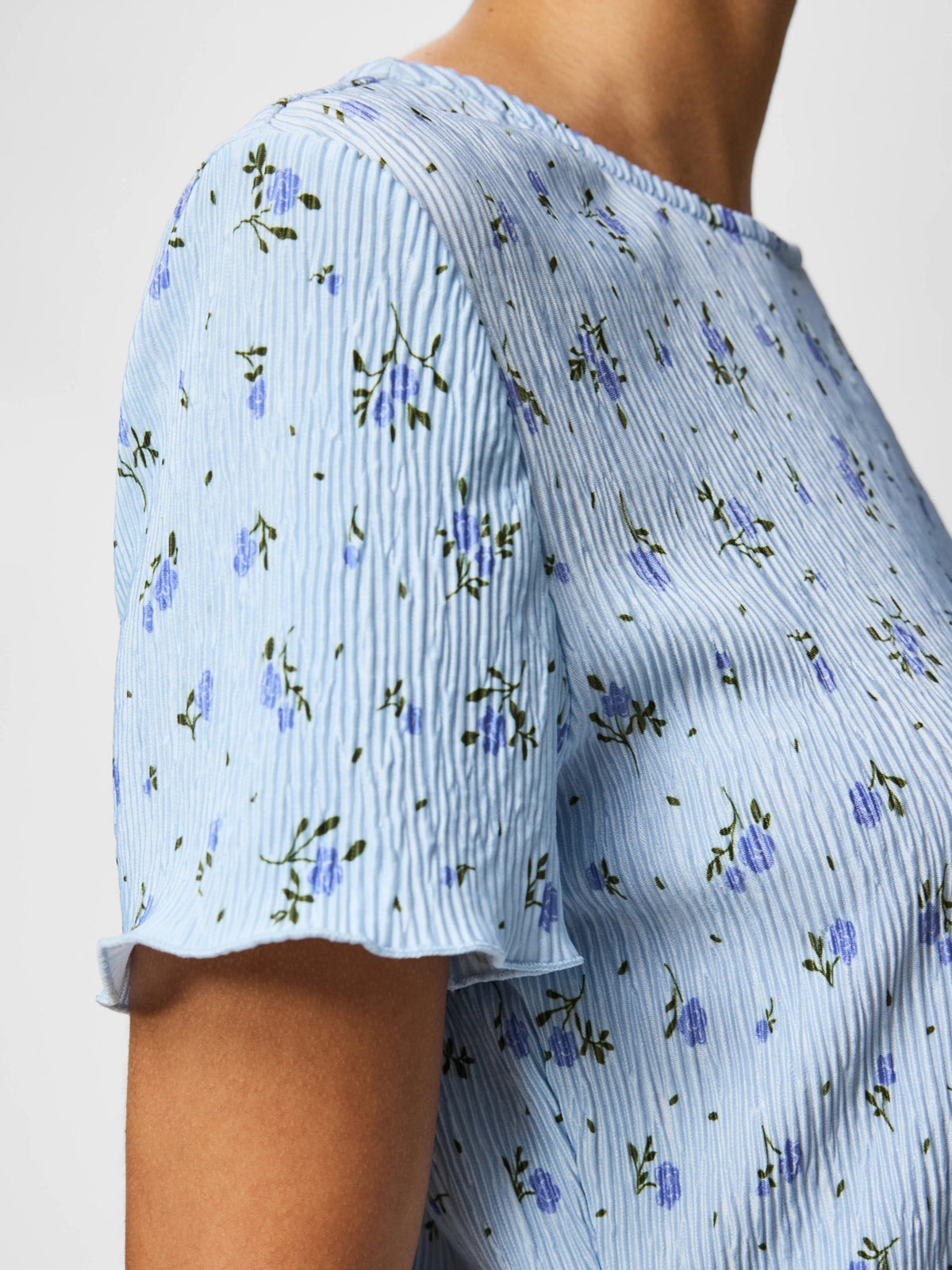 Cashmere Blue Blue flowers Bluse fra PIECES - 17155404